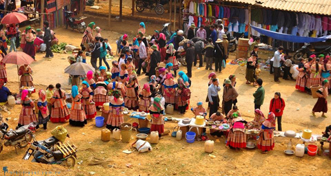 Bac Ha market