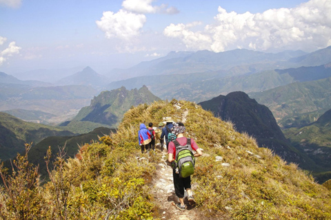 Bach Moc Luong Tu peak